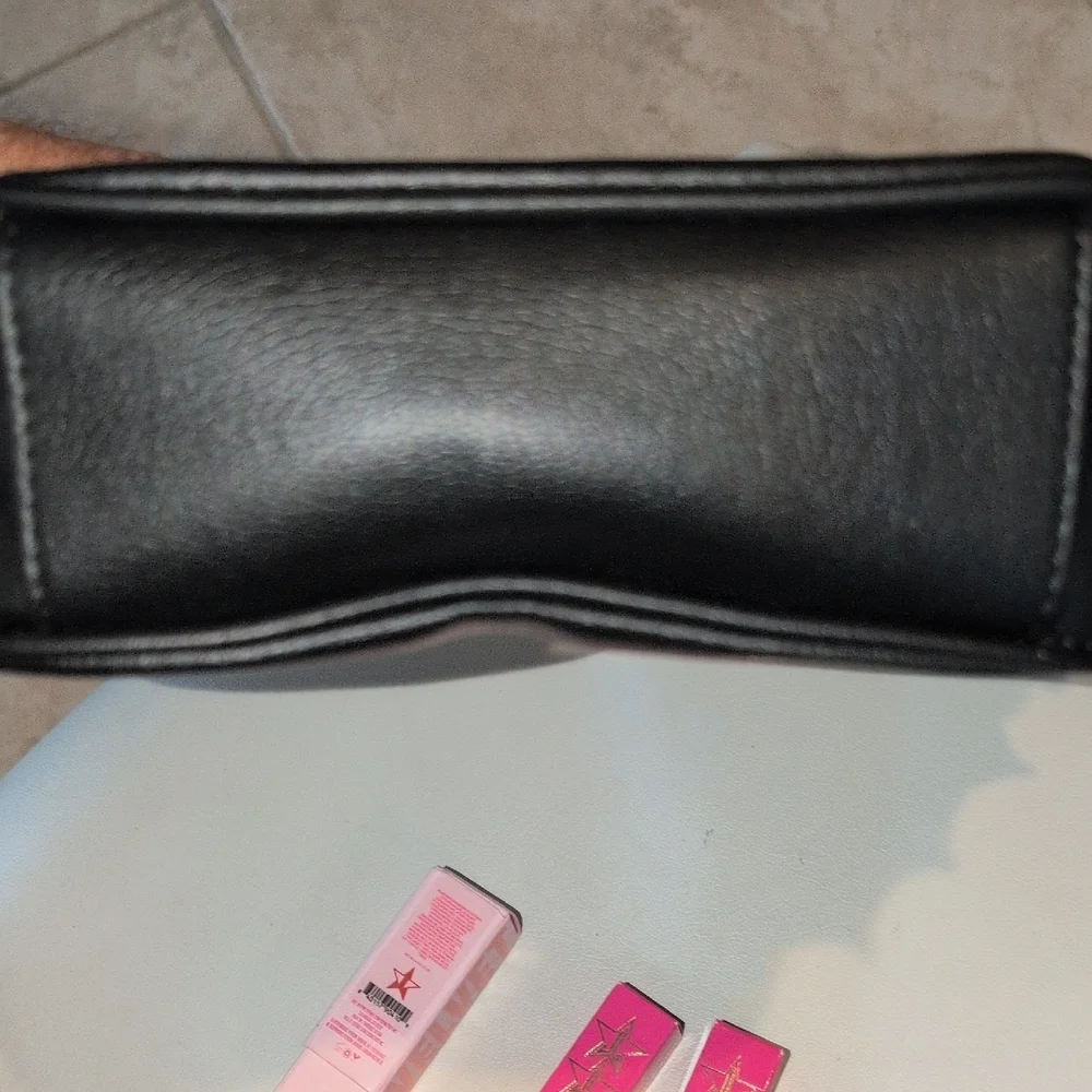 Jeffree Star Pink Cosmetic Bag  with Star Logo And 3 Lippies